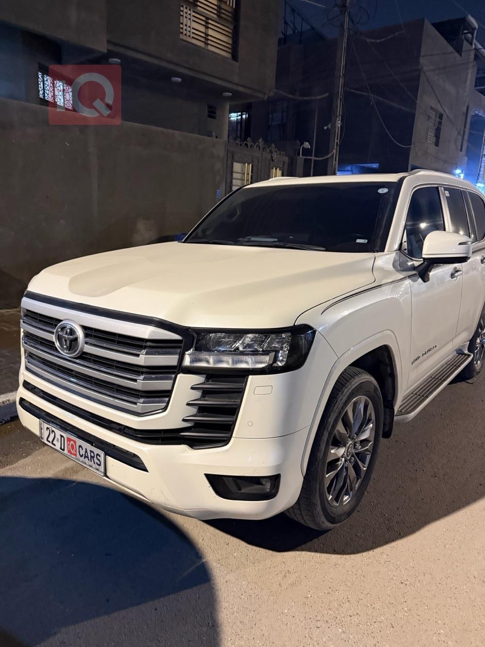 تويوتا لاندكروزر